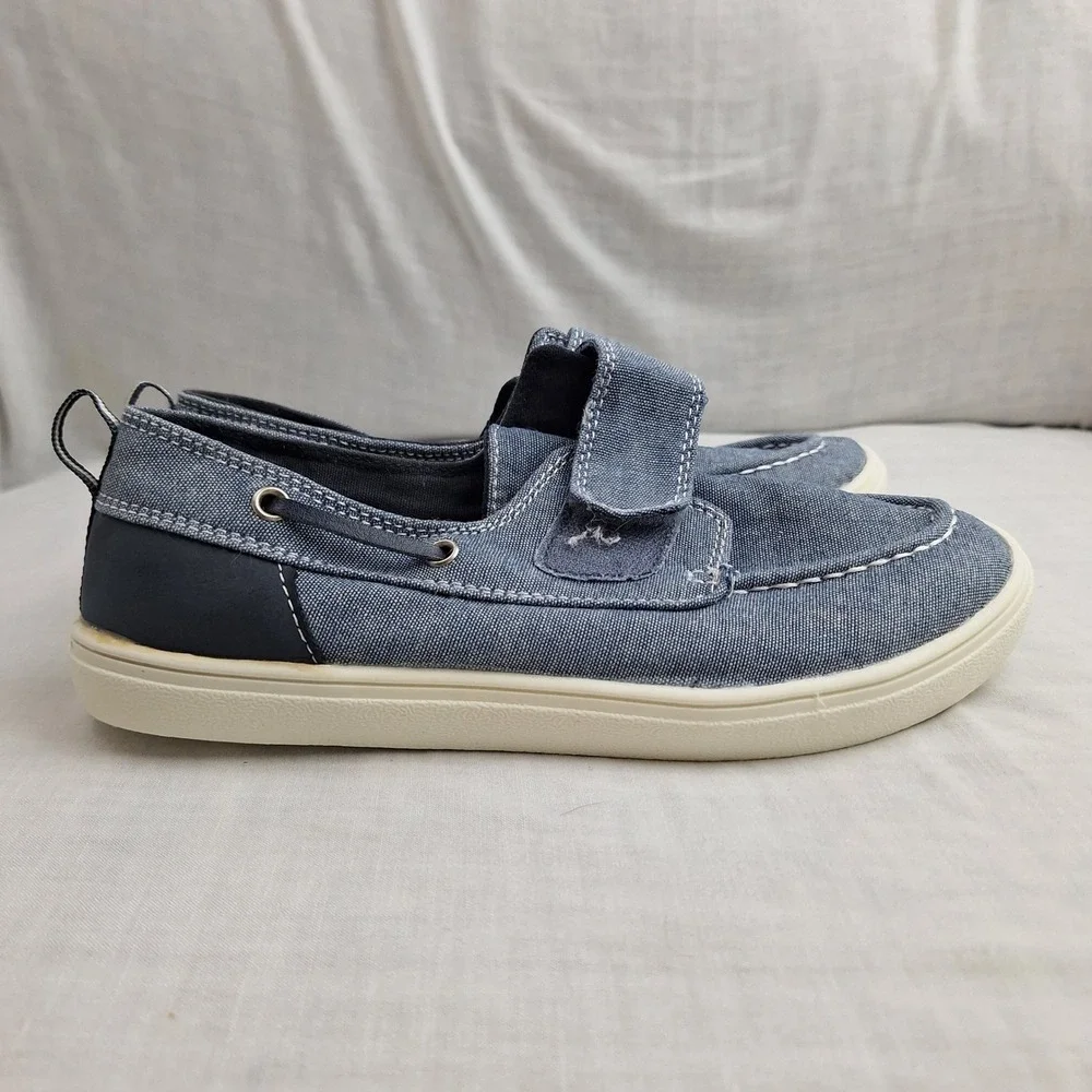 The Children's Place Blue 3 Boat Shoe Sneaker Kids 3035801 Boys Chambray Prep